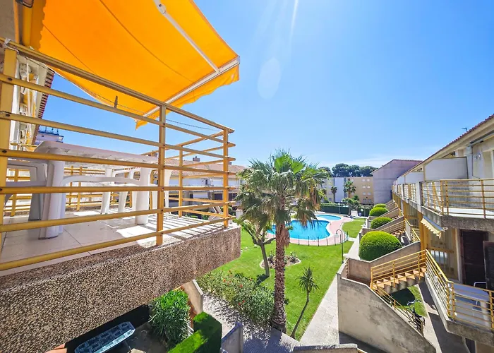 Апартаменты Litoral Costa Dorada - Tres Carabelas Only Families