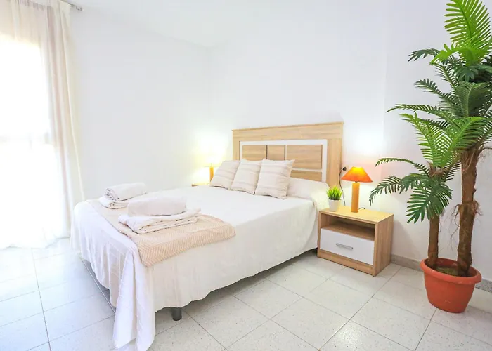 Litoral Costa Dorada - Tres Carabelas Only Families Апартаменты
