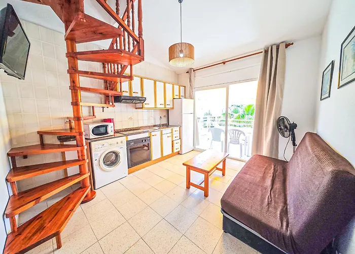 Апартаменты Litoral Costa Dorada - Tres Carabelas Only Families Камбрильс