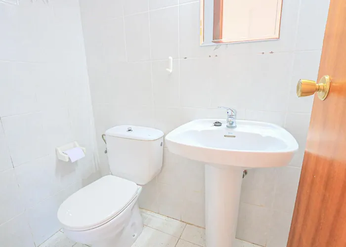 Апартаменты Litoral Costa Dorada - Tres Carabelas Only Families Камбрильс